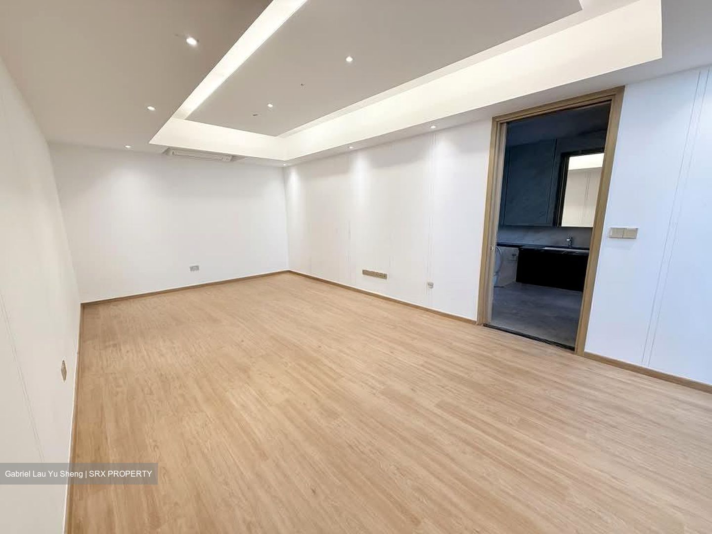 Shrewsbury Road (D11), Terrace #559696191